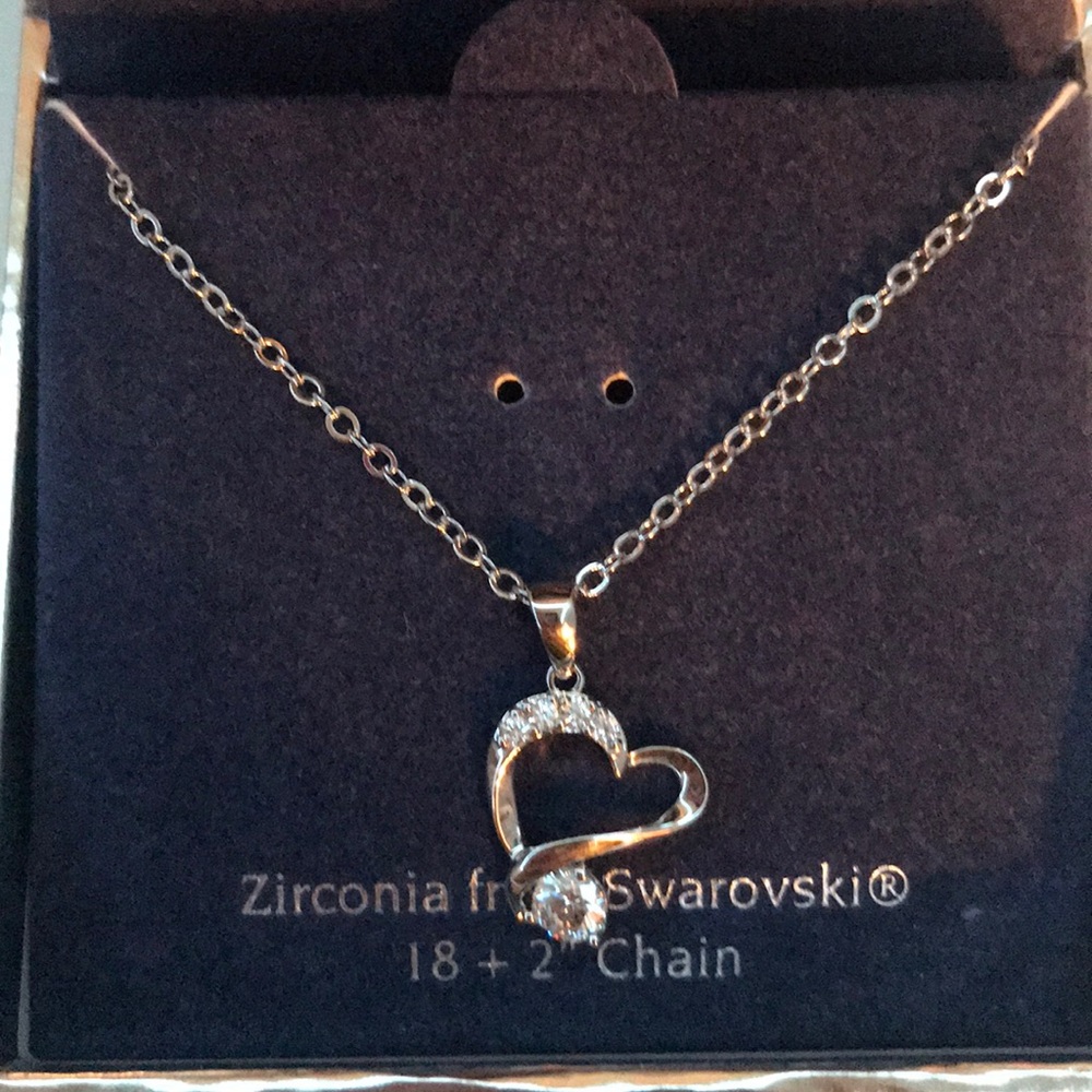 Beautiful diamond heart necklace !